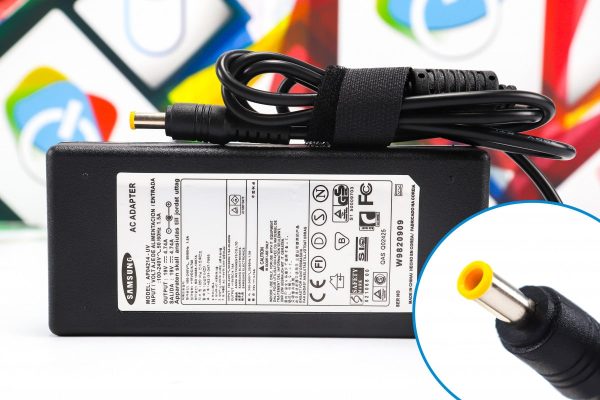 Punjač za laptop Samsung 19V 4,74A 90W 5,5x3,0mm