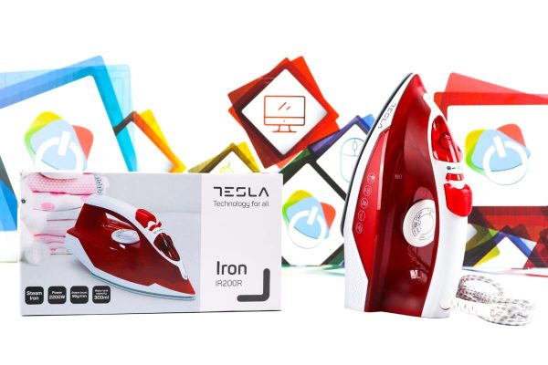 Pegla na paru Tesla Iron IR200R 2200W
