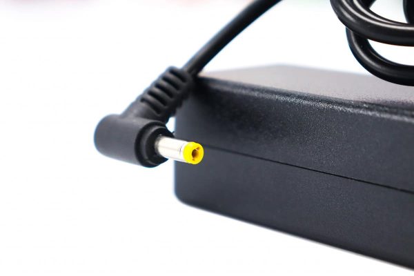 Punjač za laptop Lenovo 20V 2,25A 45W 4,0x1,7 - Slika 4