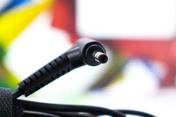 Punjač za laptop Lenovo 20V 3,25A 65W 4,0x1,7mm - Slika 4