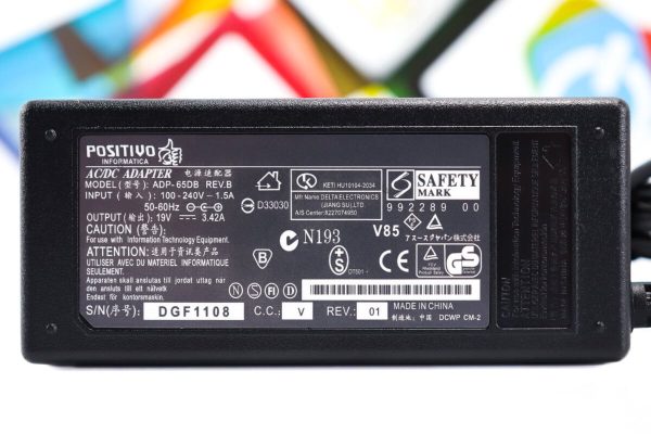 Punjač za laptop Fujitsu 19V 3,42A 65W 5,5x2,5mm - Slika 3