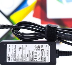 Punjač za laptop Samsung 19V 2,1A 40W 3,0x1,1mm