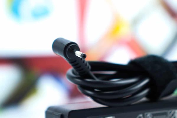 Punjač za laptop Asus 19V 2,1A 40W 2,5x0,7mm - Slika 4