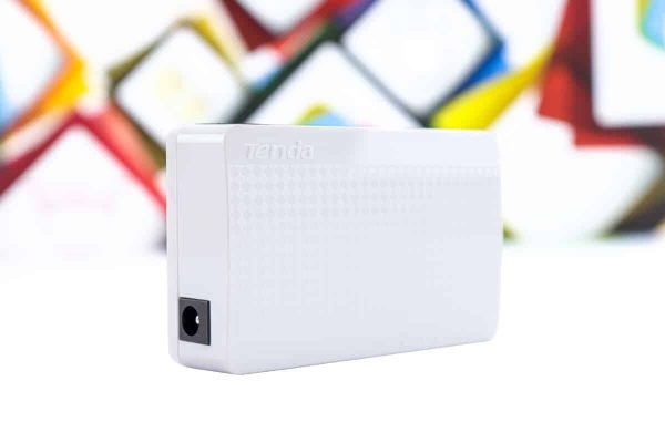 Desktop Switch Tenda S105 10/100 5-port - Slika 2