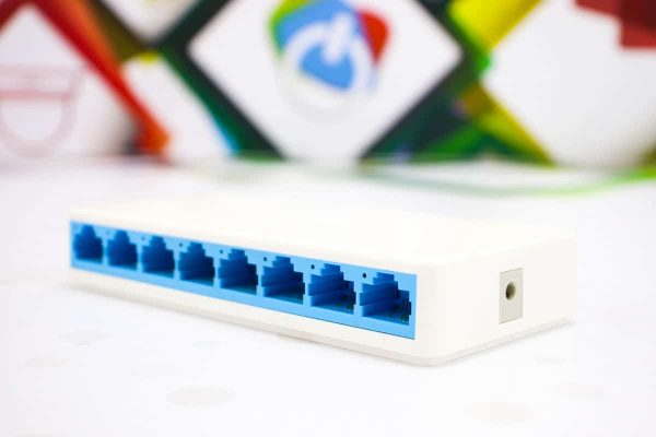 Desktop Switch Mercusys 8-Port 10/100Mbps MS108 - Slika 2