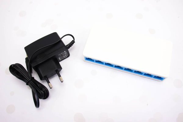 Desktop Switch Mercusys 8-Port 10/100Mbps MS108 - Slika 4