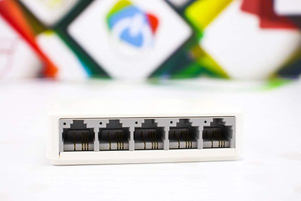 Desktop Switch Mercusys 5-Port 10/100 MS105 - Slika 3