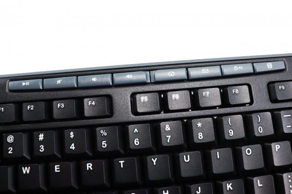 Tipkovnica i miš žičani set Logitech MK200 Media - Slika 6