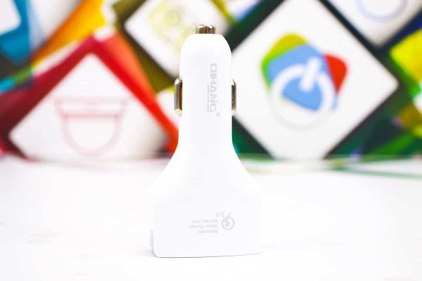 Brzi auto punjač 4 USB QH-D04 5V 7000mAh quickcharge - Slika 2