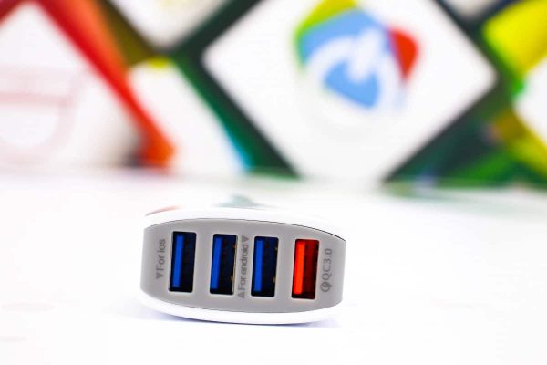 Brzi auto punjač 4 USB QH-D04 5V 7000mAh quickcharge - Slika 3
