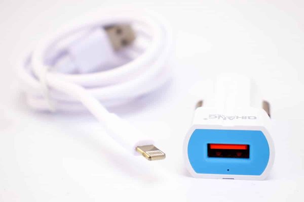 Auto punjač s kablom Lightning USB 3.0 QH-D05 - Slika 3