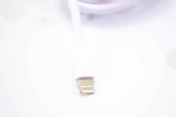 Auto punjač s kablom Lightning USB 3.0 QH-D05 - Slika 6