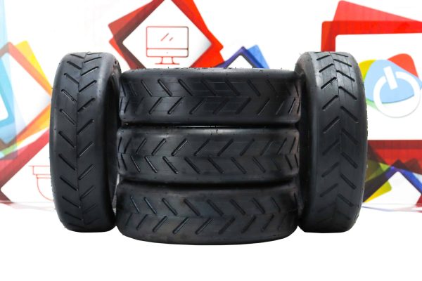 Vanjska guma za romobil 8 1/2 x 2 crna - Slika 2