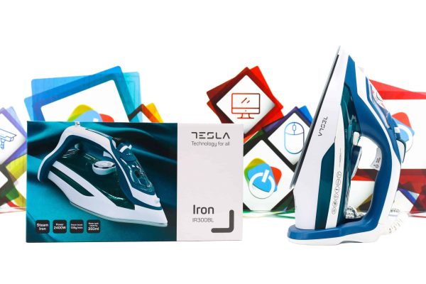 Pegla na paru Tesla Iron IR300BL 2400W