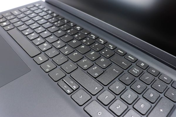 Laptop Dell Vostro 3520 i3-1215u 512GB SSD 8GB DDR4 15,6" - Slika 8