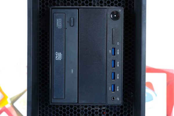 Server Lenovo ThinkStation P500 E5-1620 v3 NVIDIA GT 610 256GB SSD 16GB DDR4 - Slika 8