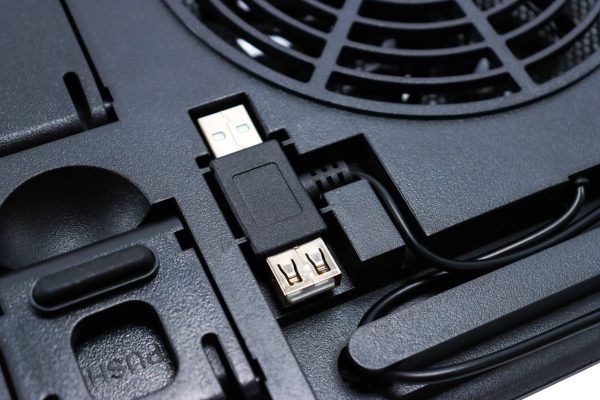 Hladnjak za laptop Thermaltake Massive A23 do 16" - Slika 10