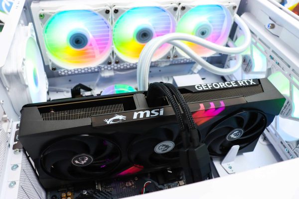 Gaming PC Cougar DuoFace 20W-Pro R5 7600X RTX 5070 1TB SSD 32GB DDR5 - Slika 16